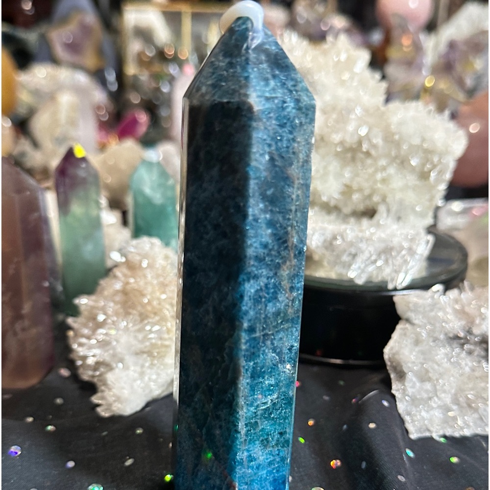 Apatite stone crystal tower 6"